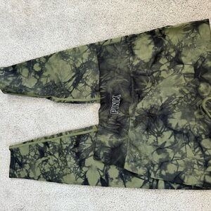 Green and Black Tie-Dye Leggings